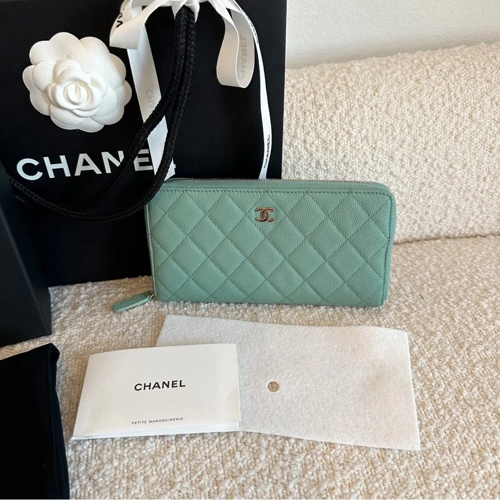 Chanel Zip Around Wallet | Sea Foam Green - Picture 3 of 11
